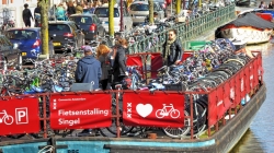 Amsterdam - ein Fahrrad Parkplatz